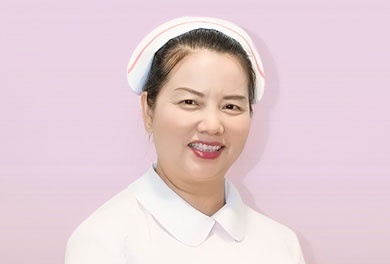 金牌讲师 :龙月香