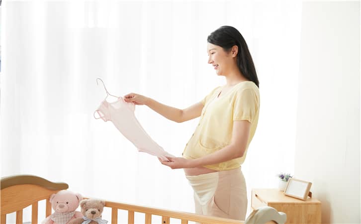 分娩前需要准备好哪些产后坐月子的衣物呢？