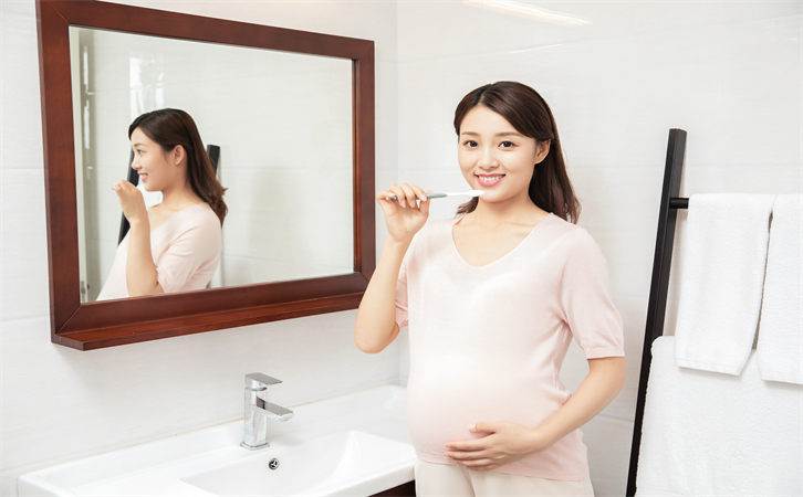 怀孕人下面腥味正常吗,如何解释这一现象1