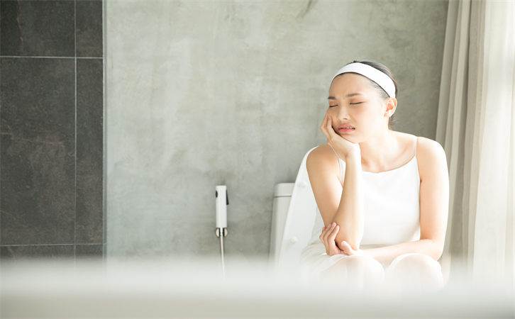 坐月子顿顿吃肉会便秘吗,事实是这样的…5