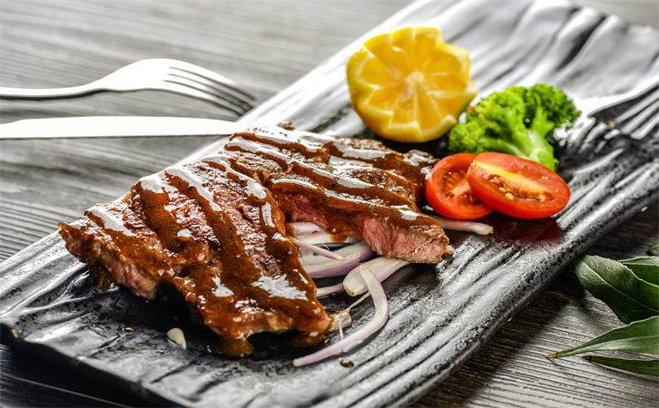 坐月子顿顿吃肉会便秘吗,事实是这样的…1