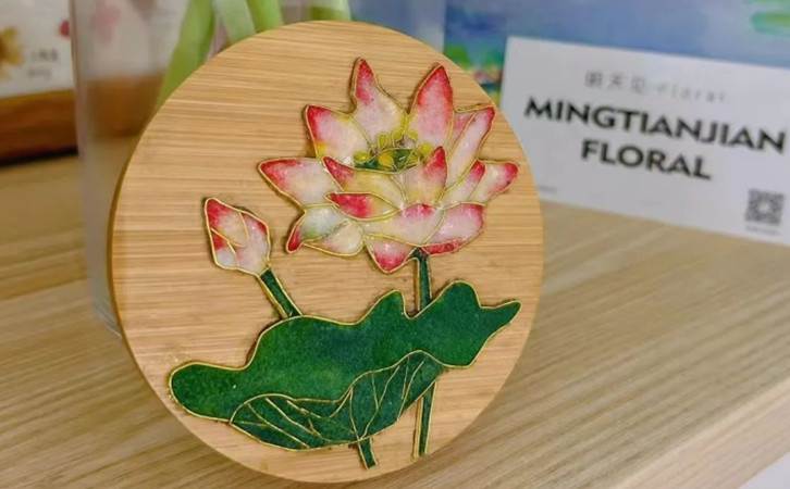 成都月子中心三八妇女节手工活动——非遗掐丝珐琅7