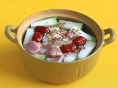 冬瓜红枣瘦肉汤