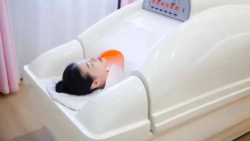 满月蒸
